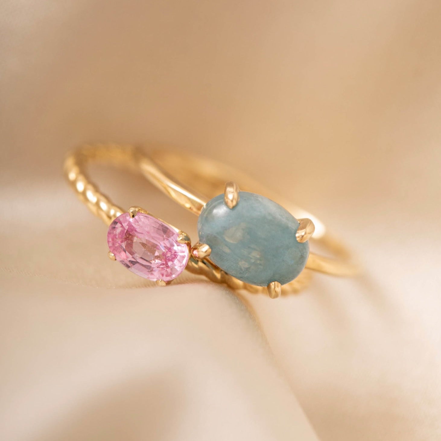 Tresser ring pink safir - 10 kt. guld fra Carré